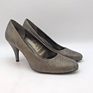 Bandolino Courteous Bronze Snakeskin Faux Leather Women's 9M Almond Toe 3" Pumps